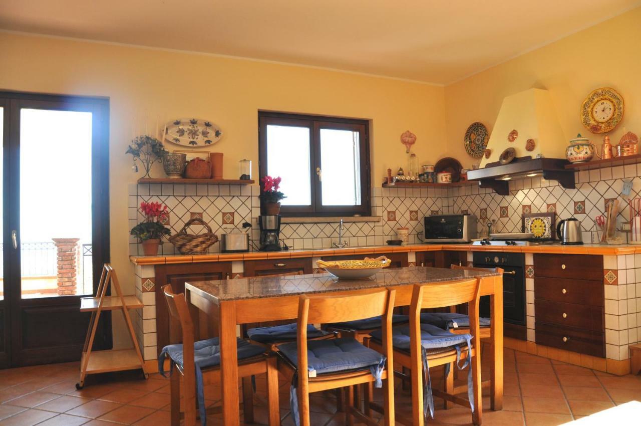 Villa Gemma Di Mare Santa Teresa Di Riva Zewnętrze zdjęcie